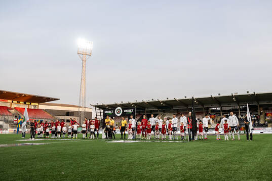 Sandvikens IFs och Örebros spelare