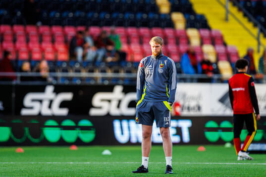 Östersunds assisterande tränare Fredrik Aasmundsen