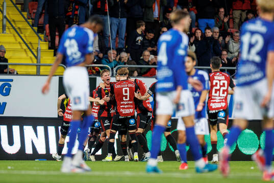 Östersunds Simon Marklund jublar