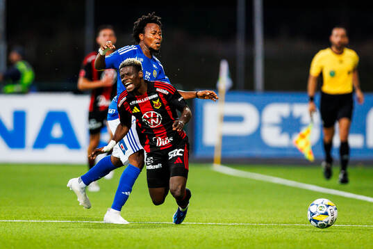 Östersunds Assiedou Yannick Armel Adjoumani och GIF