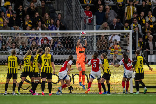 Goalkeeper Jennifer Falk of Häcken