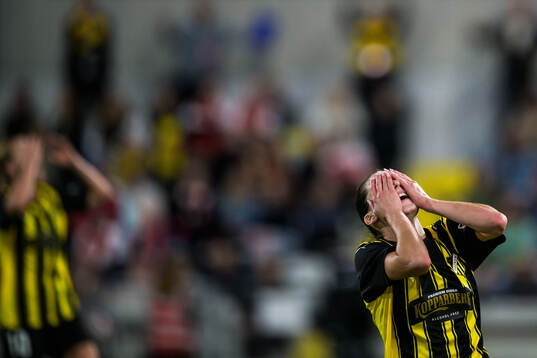 Clarissa Larisey of Häcken looks dejected