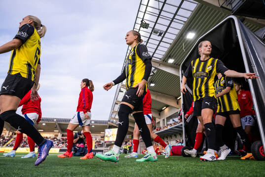 Filippa Curmark and Anna Anvegård of Häcken