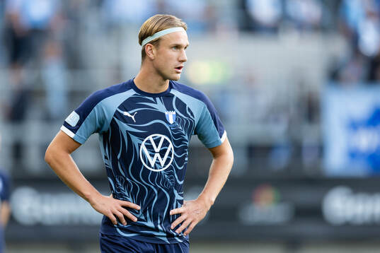 Malmö FFs Erik Botheim innan fotbollsmatchen i Allsvenskan