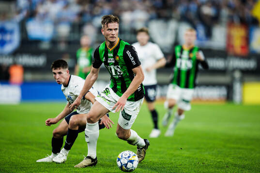 Malmö FFs Lasse Berg Johnsen och GAISs Alexander Ahl