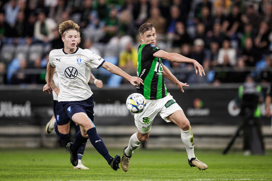 Malmö FFs Nils Zätterström och GAISs Alexander Ahl