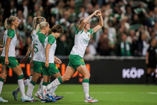 Julie Blakstad of Hammarby celebrates