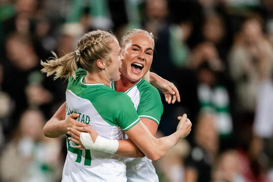 Julie Blakstad and Cathinka Tandberg  of Hammarby celebrate