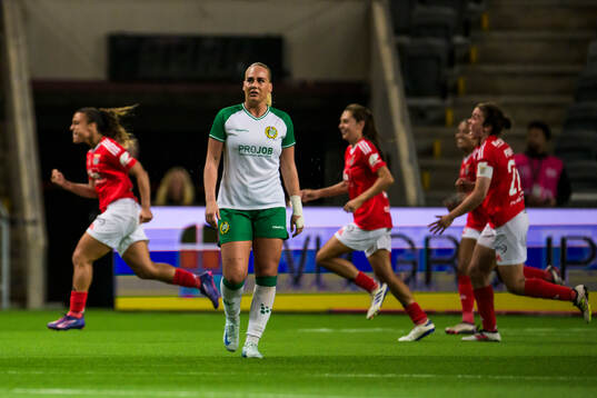Cathinka Tandberg of Hammarby looks dejected