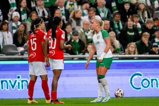 Carole Costa of Benfica and Cathinka Tandberg  of Hammarby