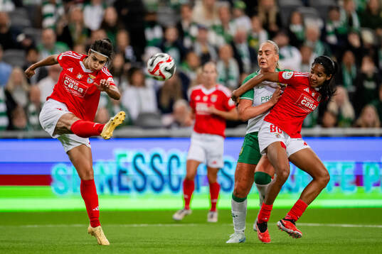 Cathinka Tandberg  of Hammarby against Carole Costa and