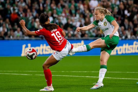 Catarina Amado of Benfica and Julie Blakstad of Hammarby