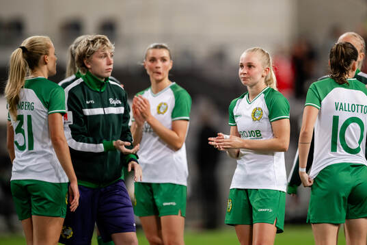 Emilie Joramo of Hammarby looks dejected