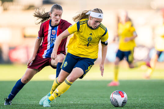 Roos Huitzing of Sweden