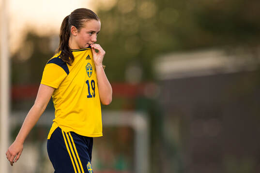 Ebba Hedman of Sweden looks dejected