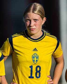 Thea Carlsson of Sweden