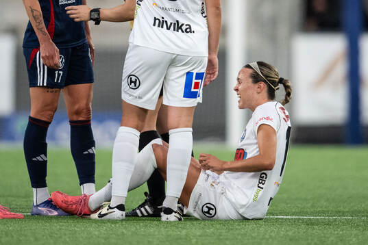 Växjö DFFs Larkin Russel har ont