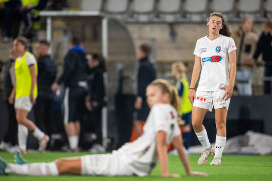 Växjö DFFs Vasiliki Giannaka deppar