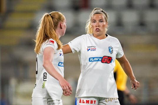 Växjö DFFs Thordis Elva Agustsdottir och Mimmi Nurmela