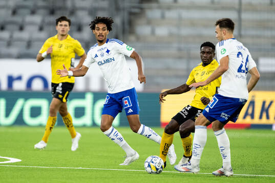 IFK Norrköpings Jesper Ceesay och Elfsborgs Michael Baidoo