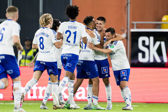 IFK Norrköpings Carl Björk jublar