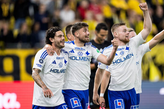 IFK Norrköpings David Moberg Karlsson jublar