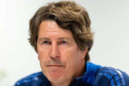 Djurgårdens tränare Thomas Lagerlöf  på presskonferensen