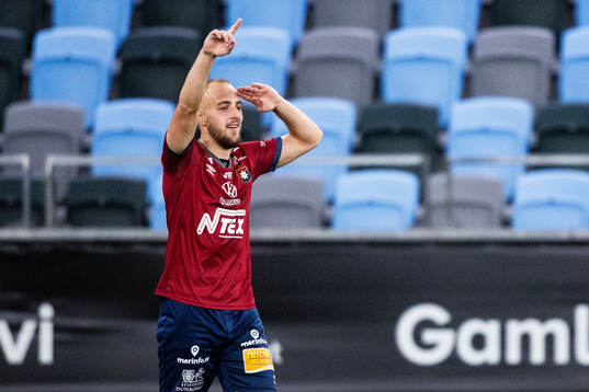 Örgrytes Amel Mujanic jublar