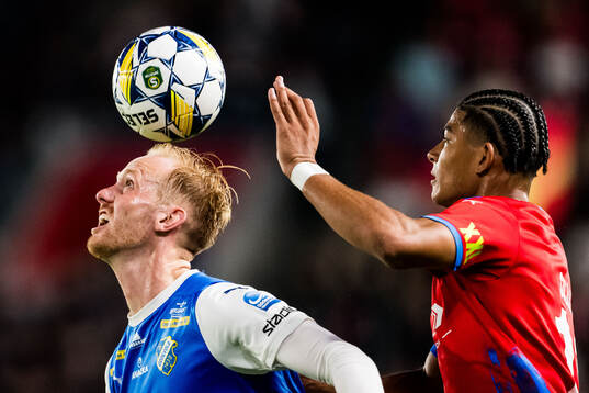 IK Oddevolds Viktor Kruger och Helsingborgs Milan Silva