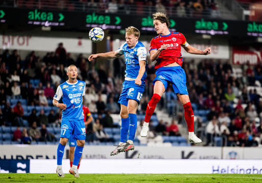IK Oddevolds Gabriel Sandberg och Helsingborgs Thomas Pauck