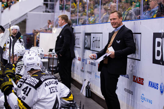 Västerås tränare Karl Helmersson