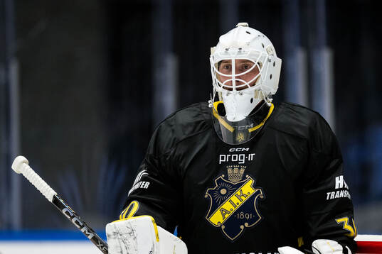 AIKs målvakt Victor Brattström