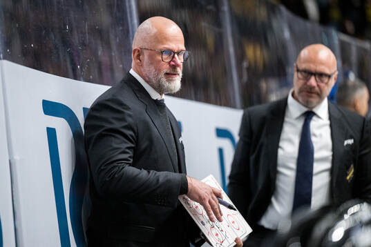 AIKs tränare Markus Åkerblom