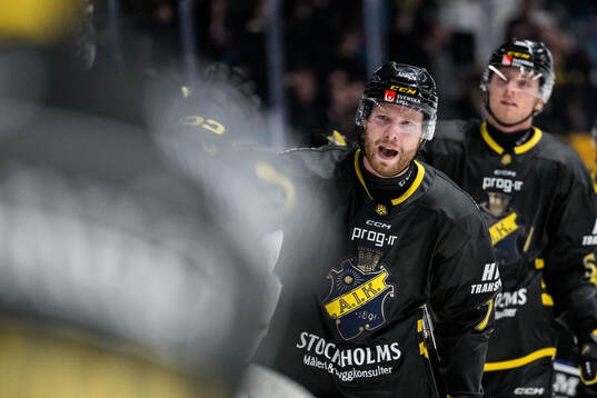 AIKs Lukas Zetterberg jublar