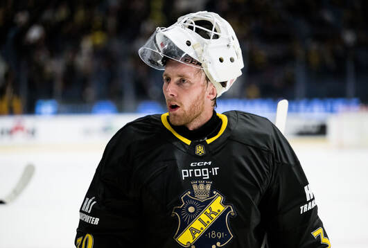 AIKs målvakt Victor Brattström