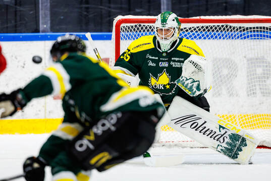 Östersunds målvakt Daniel Rosengren