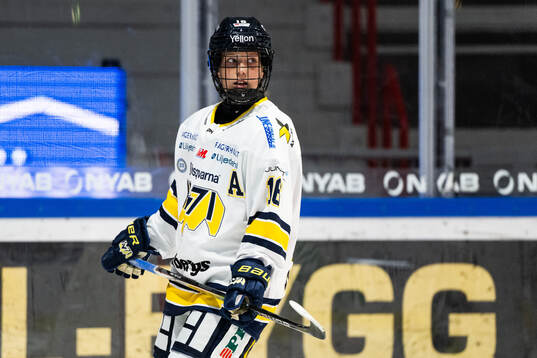 HV71s Emmi Rakkolainen