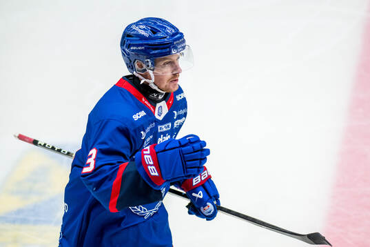 Oskarshamns Niclas Burström jublar
