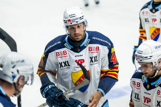 Djurgårdens Dick Axelsson deppar