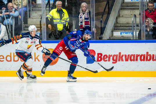 Djurgårdens Hampus Larsson och Oskarshamns Eero Savilahti