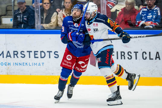Oskarshamns Eero Savilahti och Djurgårdens Albin Grewe