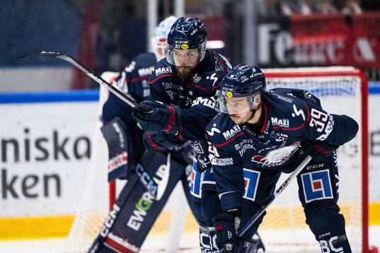 Linköpings Oscar Fantenberg och Ty Rattie