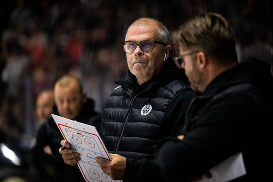 Brynäs assisterande tränare Anders Carlsson