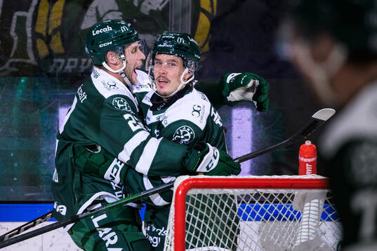Färjestads Per Åslund, Joakim Nygård jublar