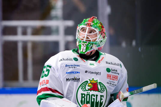 Rögles målvakt Christoffer Rifalk deppar