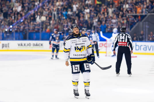 HV71s Tanner Kero deppar