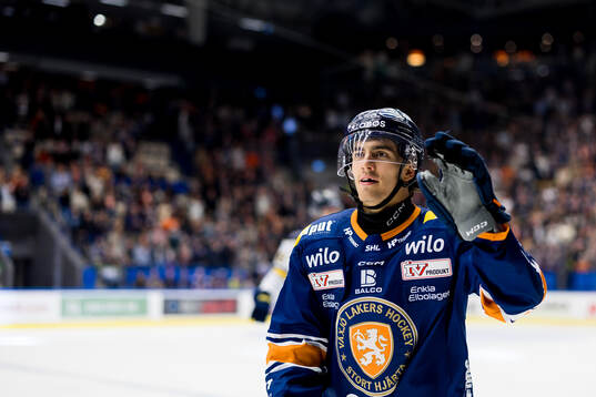 Växjös Felix Robert jublar