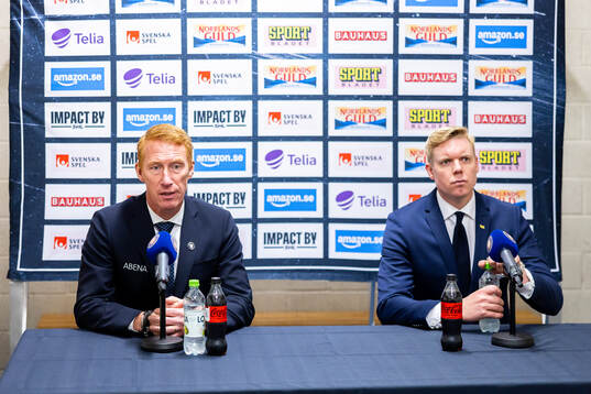 Växjös tränare Jörgen Jönsson och HV71s tränare Anton