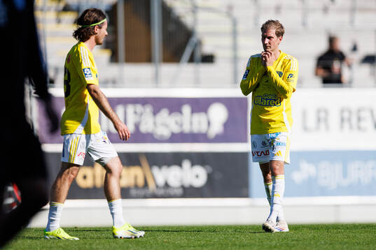 Falkenbergs Oliver Silverholt deppar