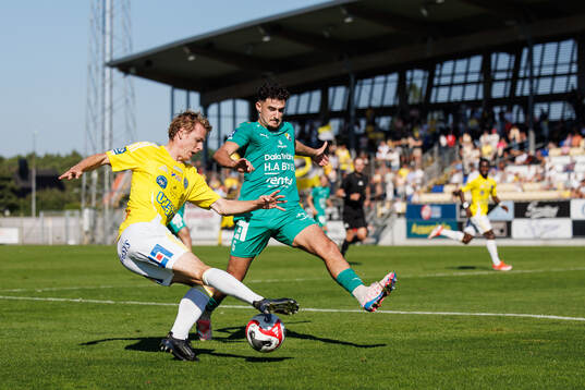 Bläddra bland fler bilder av Fotboll, Ettan södra, herr, Falkenberg - Ljungskile
